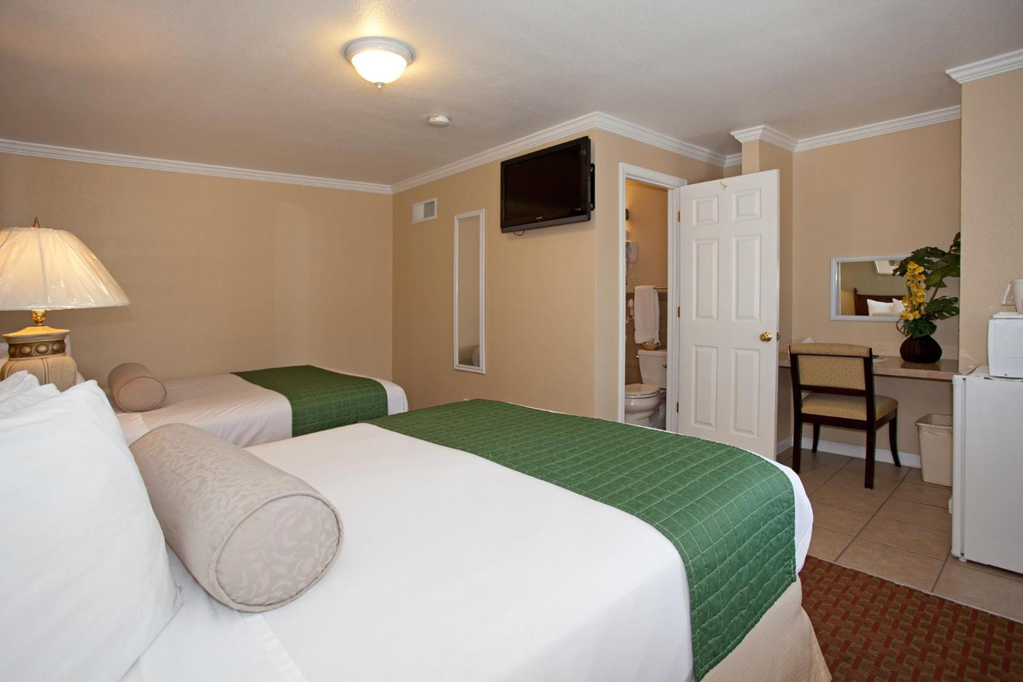 Traveler'S Inn Williams, Ca Modern Renovated Hotel Exterior foto